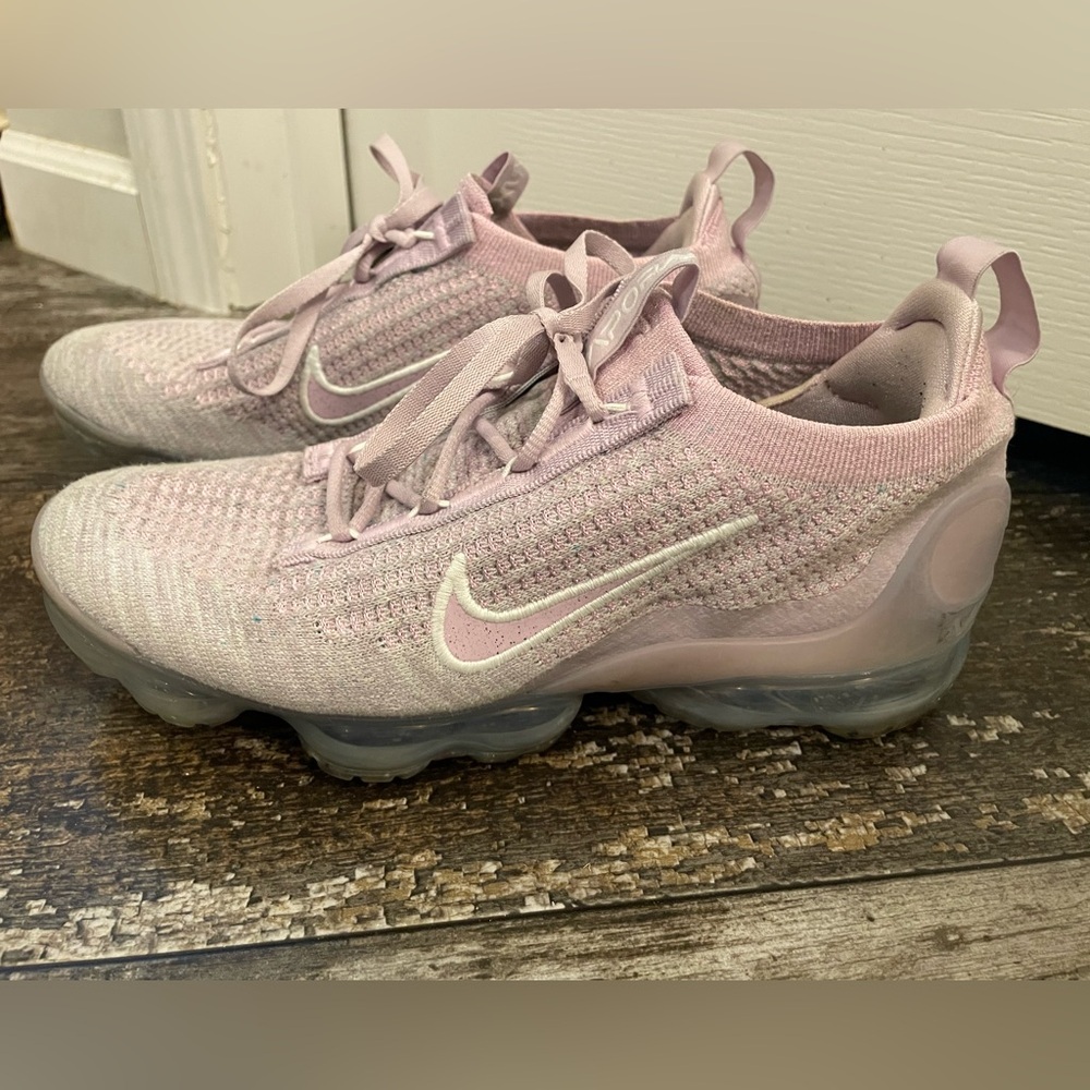 Nike Air VaporMax 2021 FK “Light Arctic Pink” Women’s Size 9 EUC